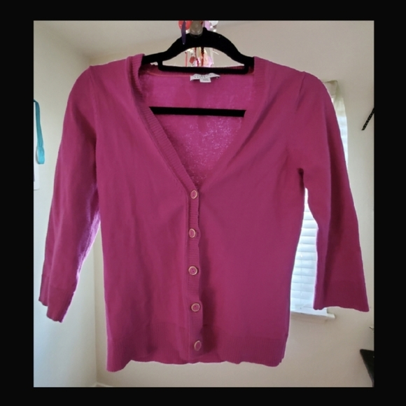 Sweater - Picture 8 of 8